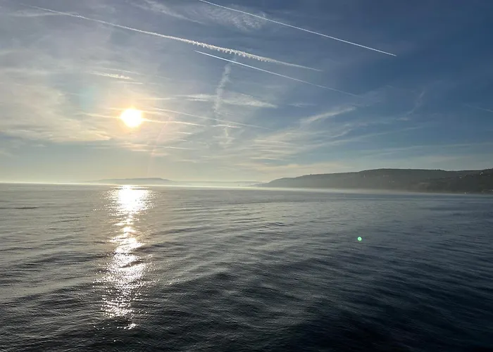 Sea Sky View Апартамент *