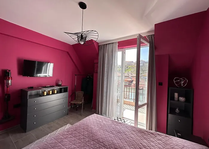 Апартамент Sea Sky View *